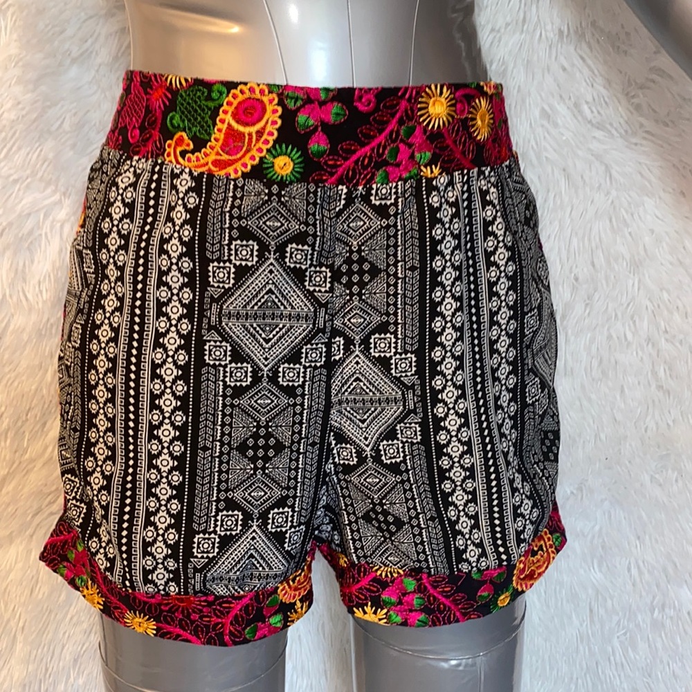 boohoo short #4